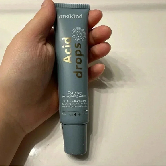 Onekind Aciddrops Overnight Resurfacing Serum - Picture 3 of 4